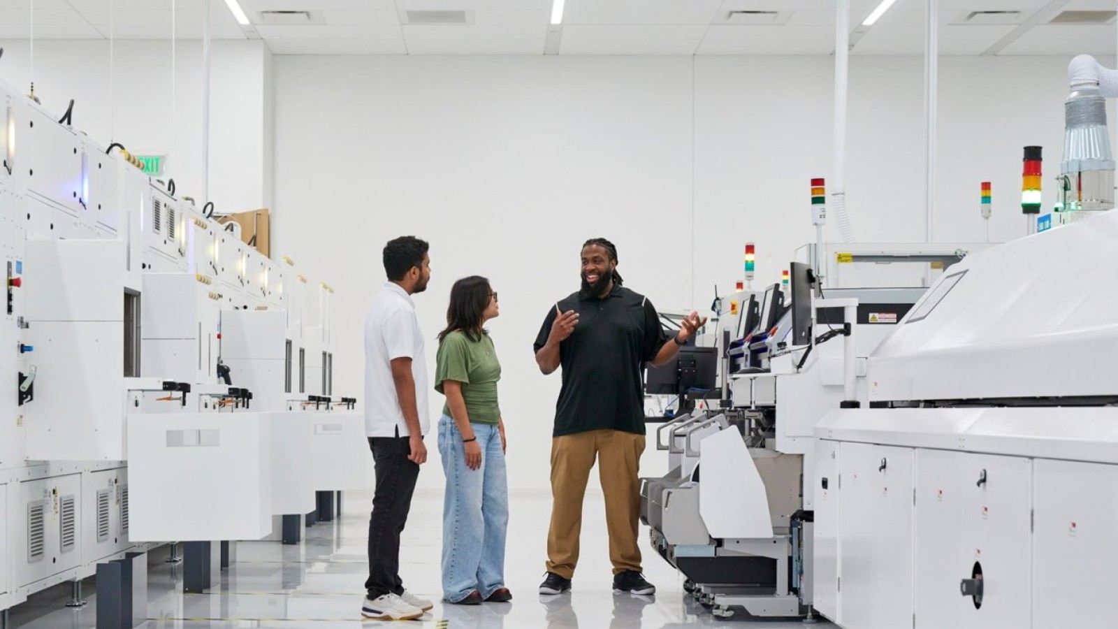 Apple Opens Houston Advanced Manufacturing Centre in Texas - Apple Houston centre
