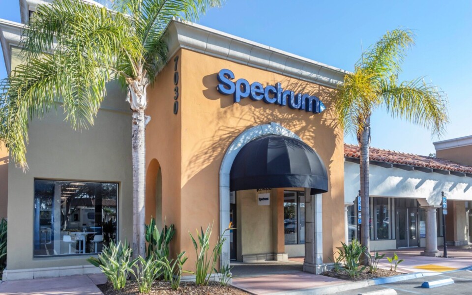 AT&T Sues Charter Over Spectrum’s ‘Fiber-Powered’ Claim