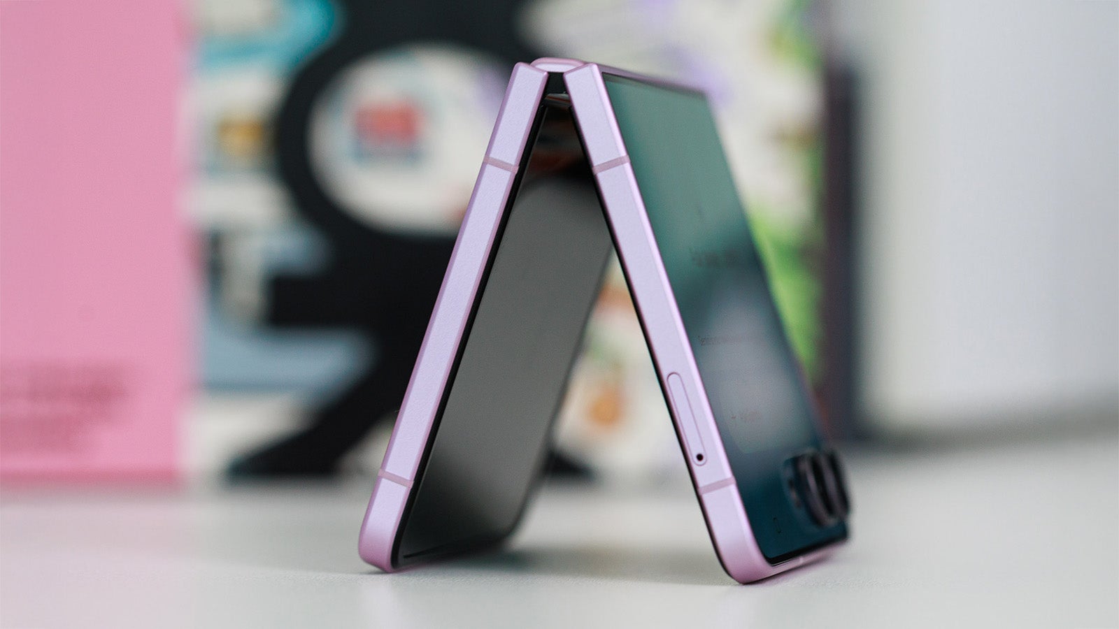 Samsung Galaxy Z Flip 8 Review: Thinner, Lighter Design