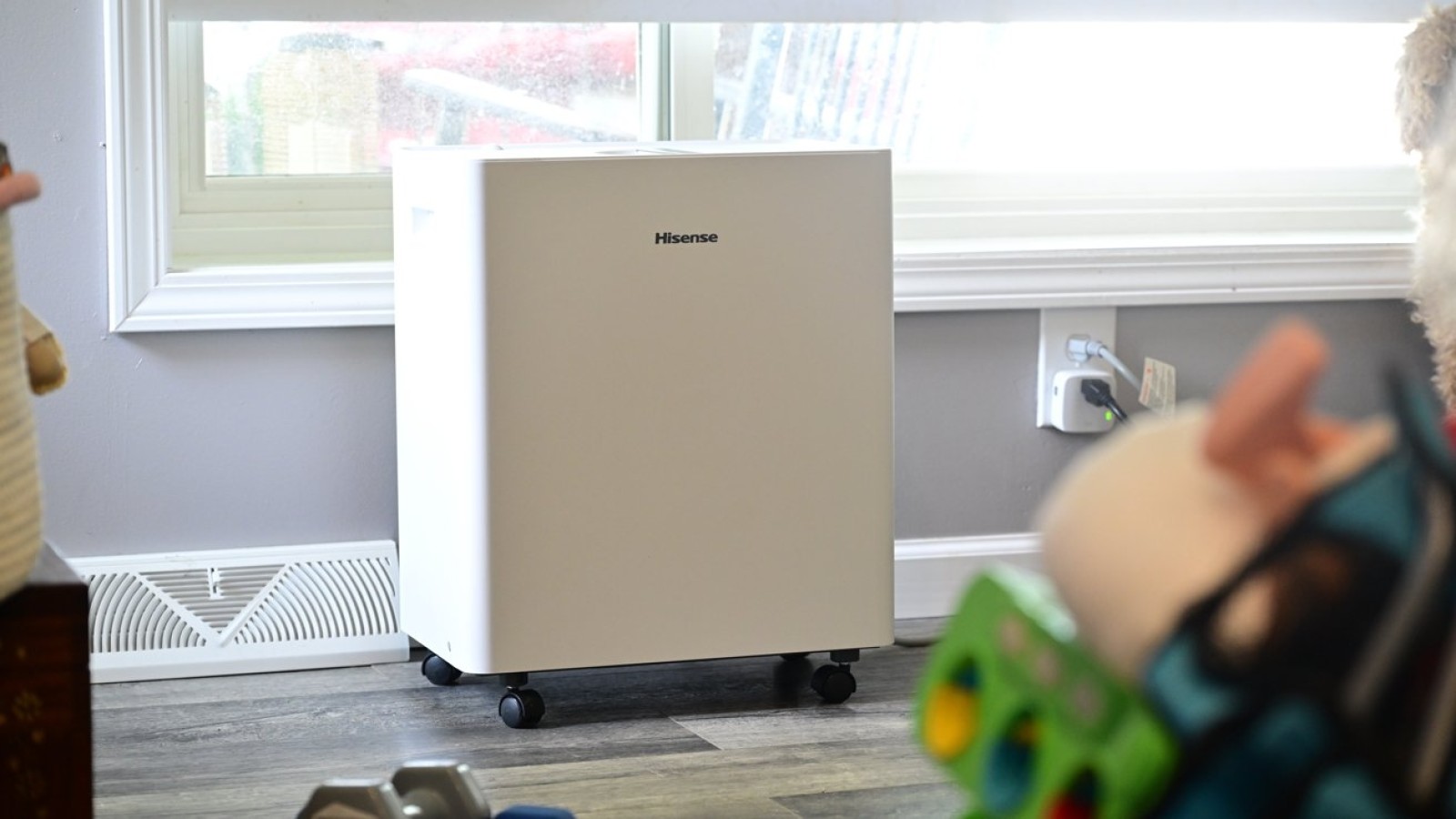 Hisense TopLift Dehumidifier: First Matter Model Reviewed