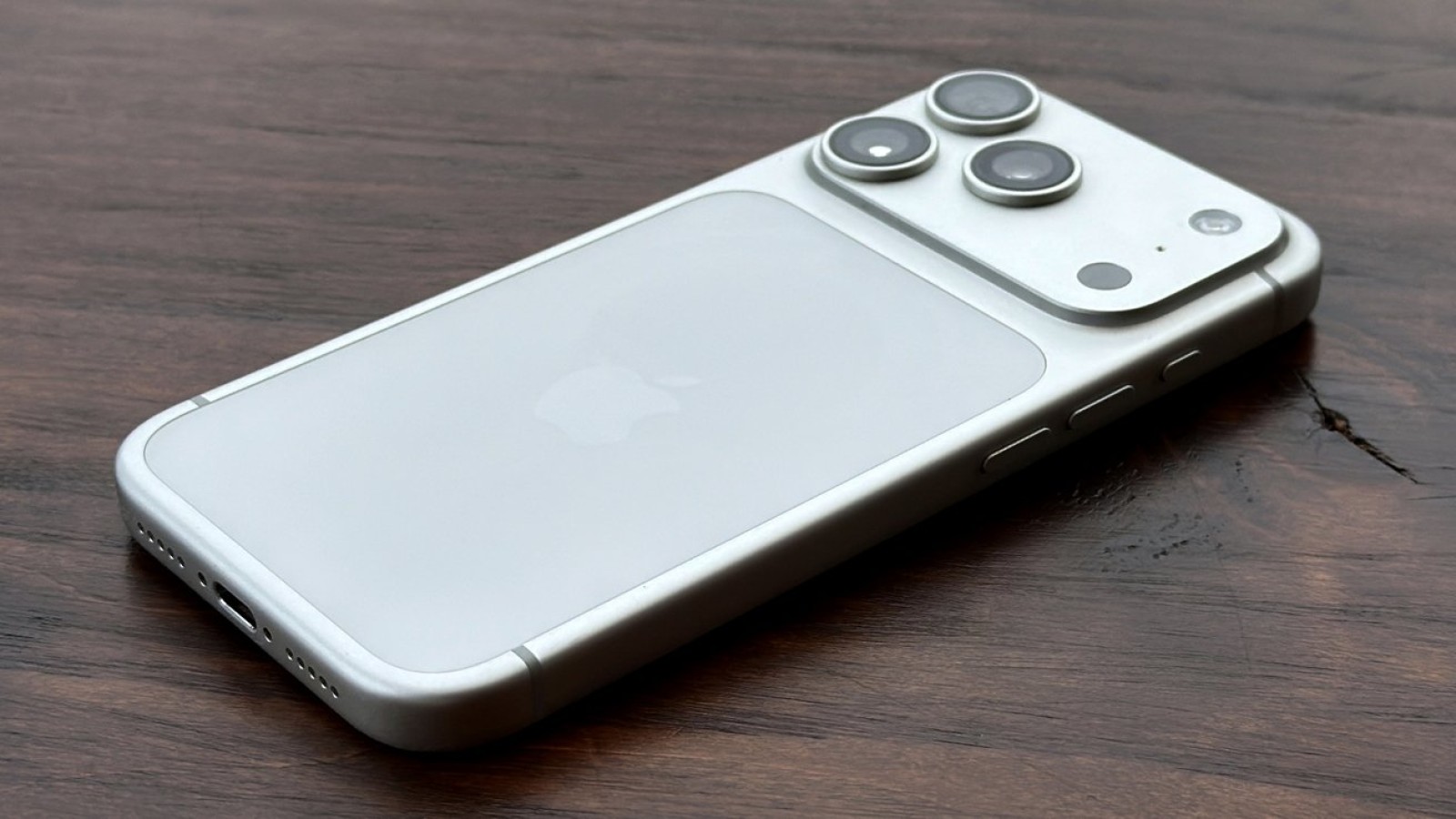 iPhone Sales Grow in Latin America as Market Contracts - iPhone sales Latin America