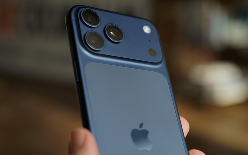 iPhone Live Photos: Shoot the 27 August Lunar Eclipse