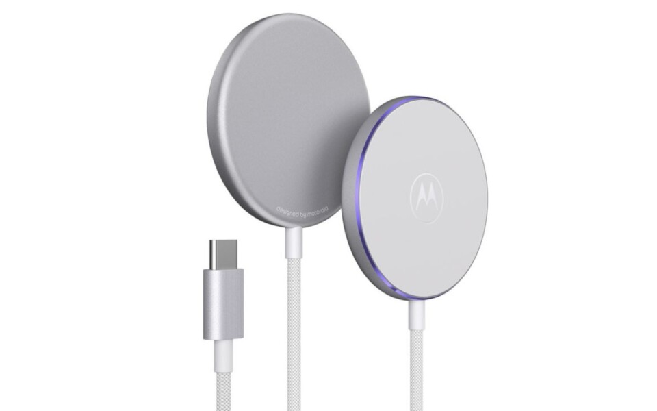 Motorola MOTO Snap Magnetic Charger Leaks Online