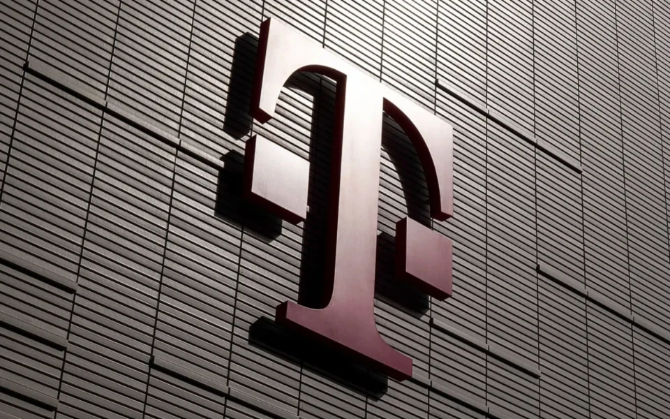 T-Mobile Severed a Cable to Stop Salt Typhoon Hackers