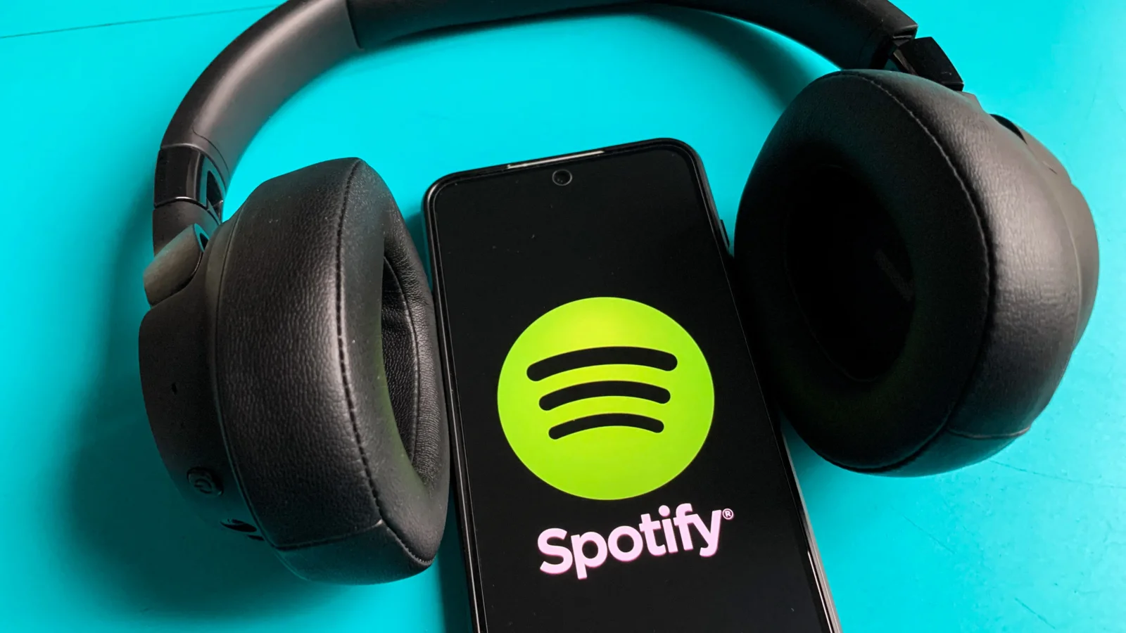 Spotify AI Persona Label to Flag AI Artists in Search