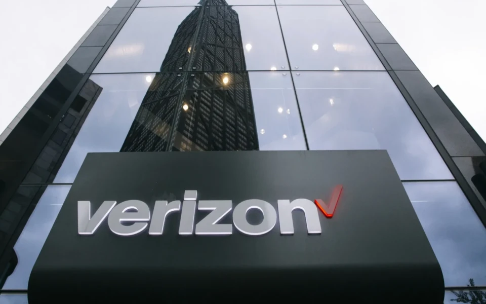 Verizon Sale Rumours: Subscribers Back a SpaceX Takeover