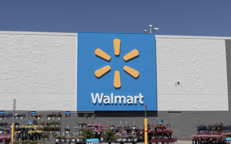 Walmart and Sam’s Club Roll Out Tap to Pay at Checkout