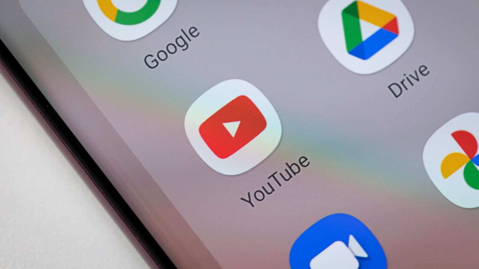 YouTube for Android Tests New Double-Tap Seek UI
