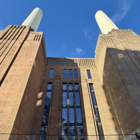 Apple Battersea Store Signals Future for Mall Locations