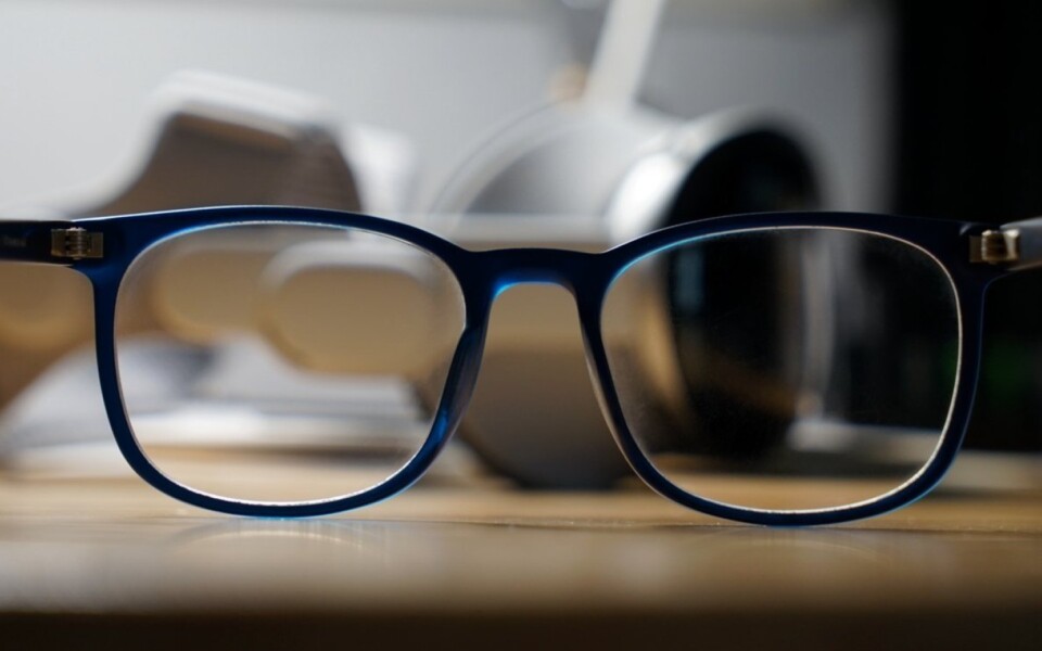 Apple Glass Tipped for 2027, Vision Pro Refresh in 2028