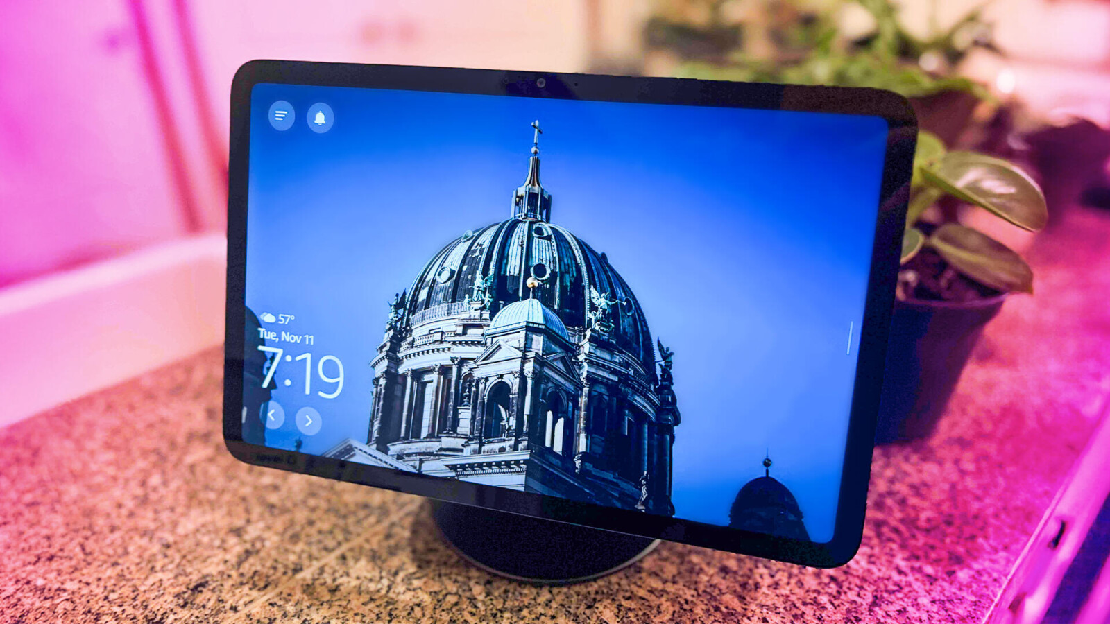 Apple Home Hub Smart Display May Launch in October