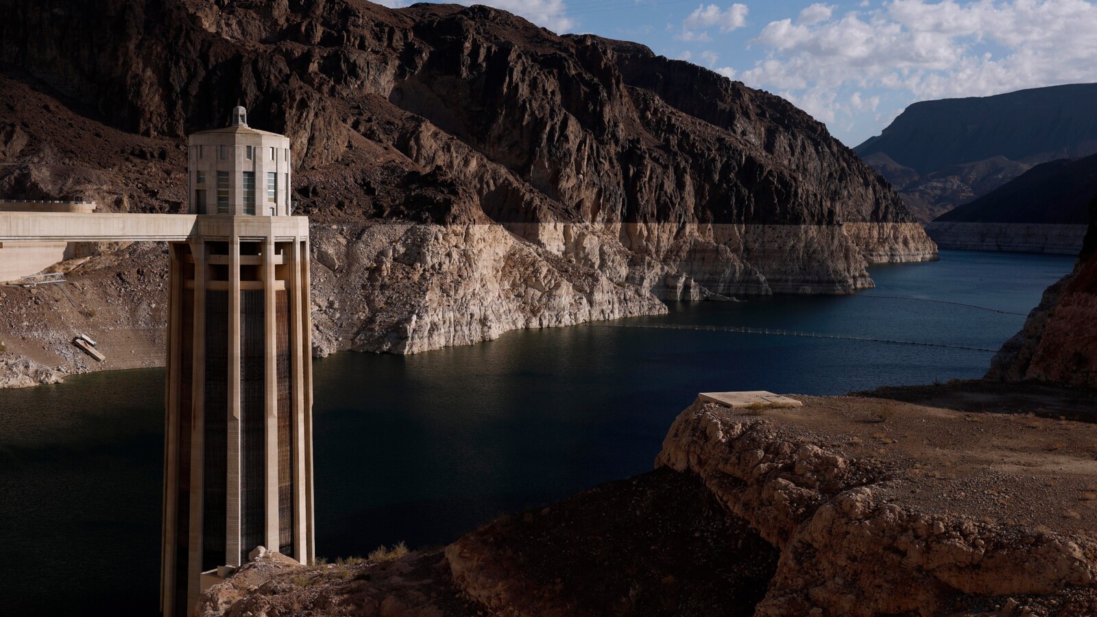 Arizona Chip Manufacturing Faces Colorado River Water Cuts