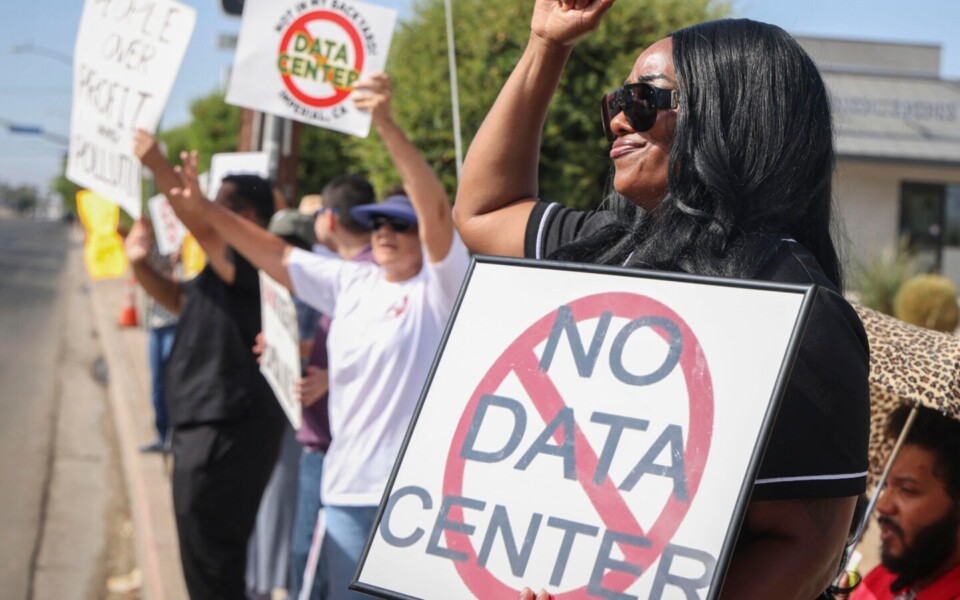 California Signs Seven AI Data Centre Energy Bills