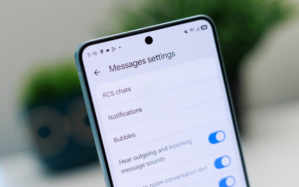 Google Messages Bug Sends Old Texts to Wrong Contacts