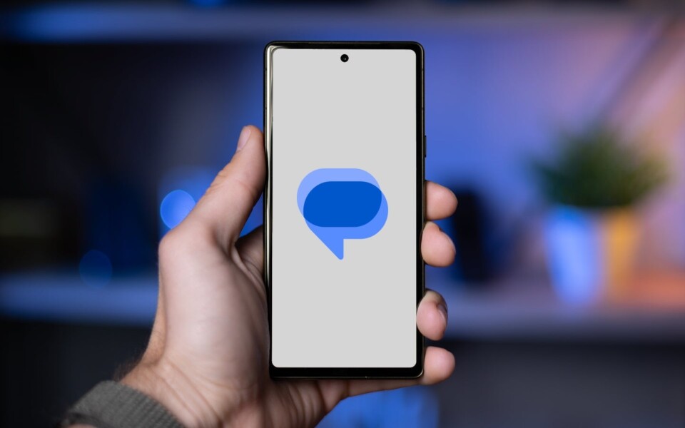 Google Messages Flash Bug Is Ruining Photos