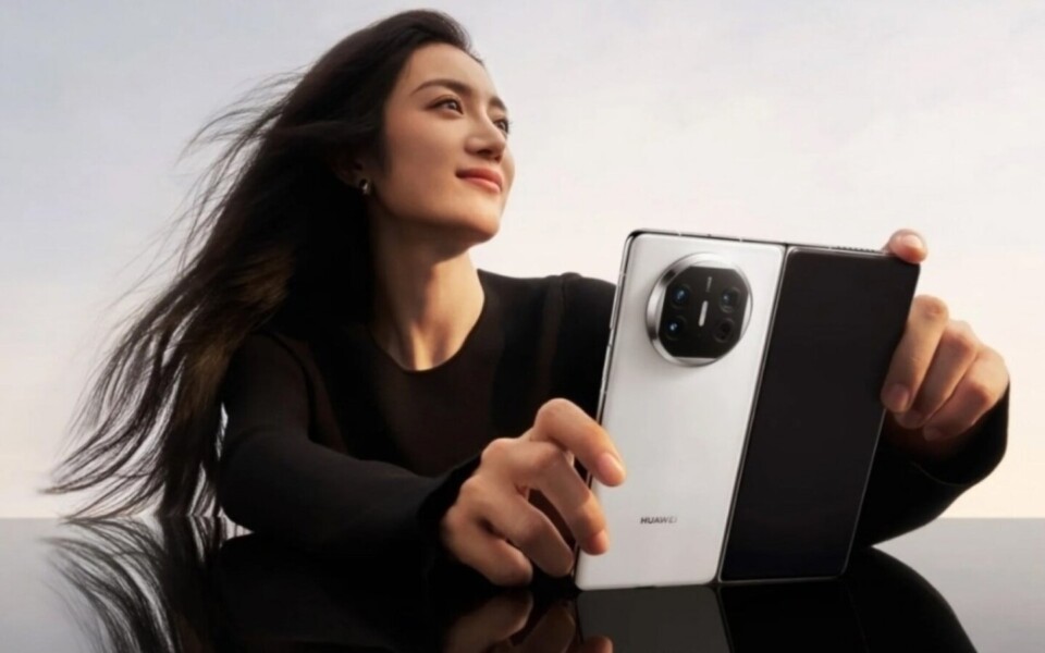 Huawei Satellite Feature Saves User in Nepal Disaster