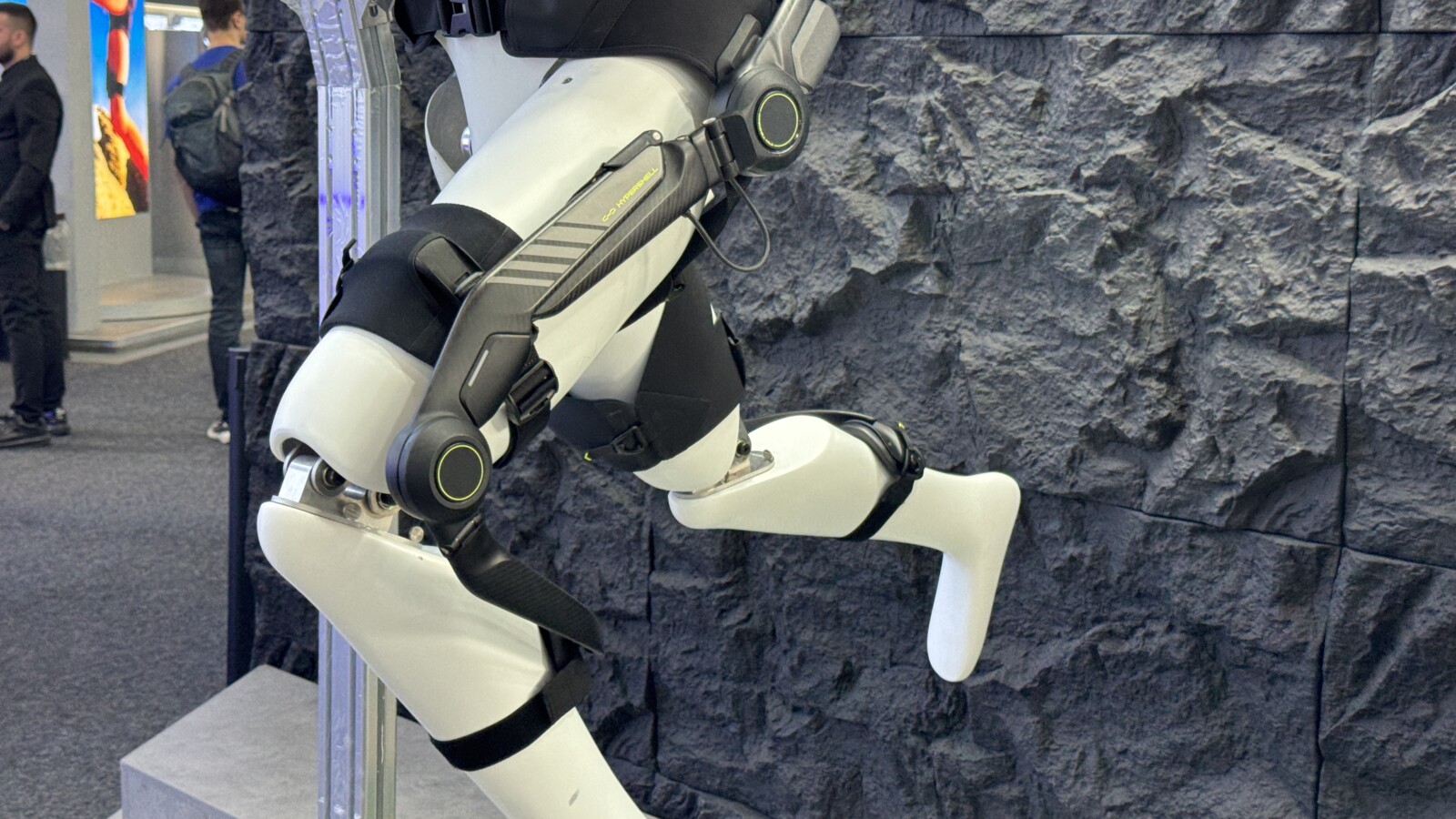 Hypershell Halo: Full-Leg Exoskeleton Debuts at IFA