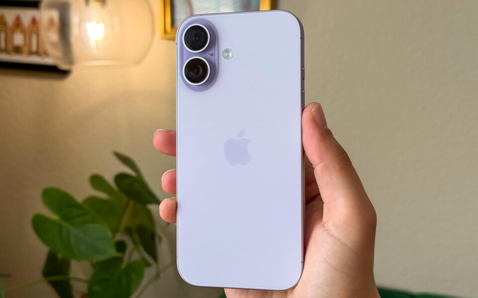 iPhone 18 Delay: Why Apple Held Back Its Standard Model