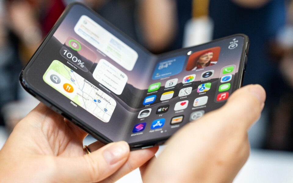 iPhone Duo: Software Polish Set to Outshine Familiar Hardware