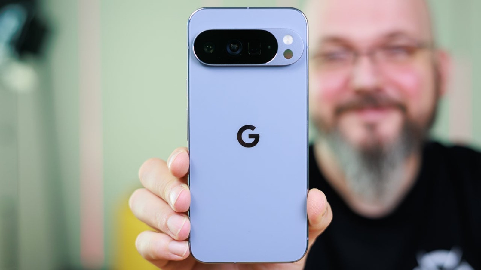 Pixel Security Update Patches 110 Flaws Including Zero-Day