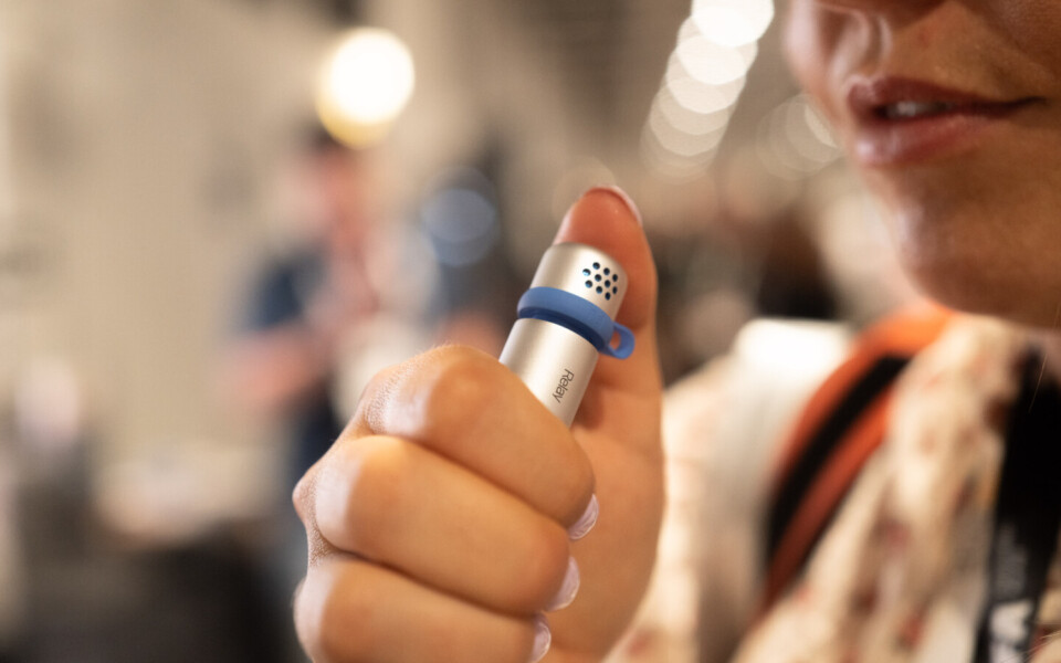 Relay Q AI Microphone Brings Voice-First Computing Closer