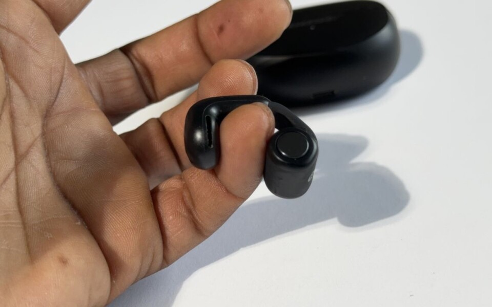Samsung Galaxy Buds On: First Look at Open-Ear Earbuds