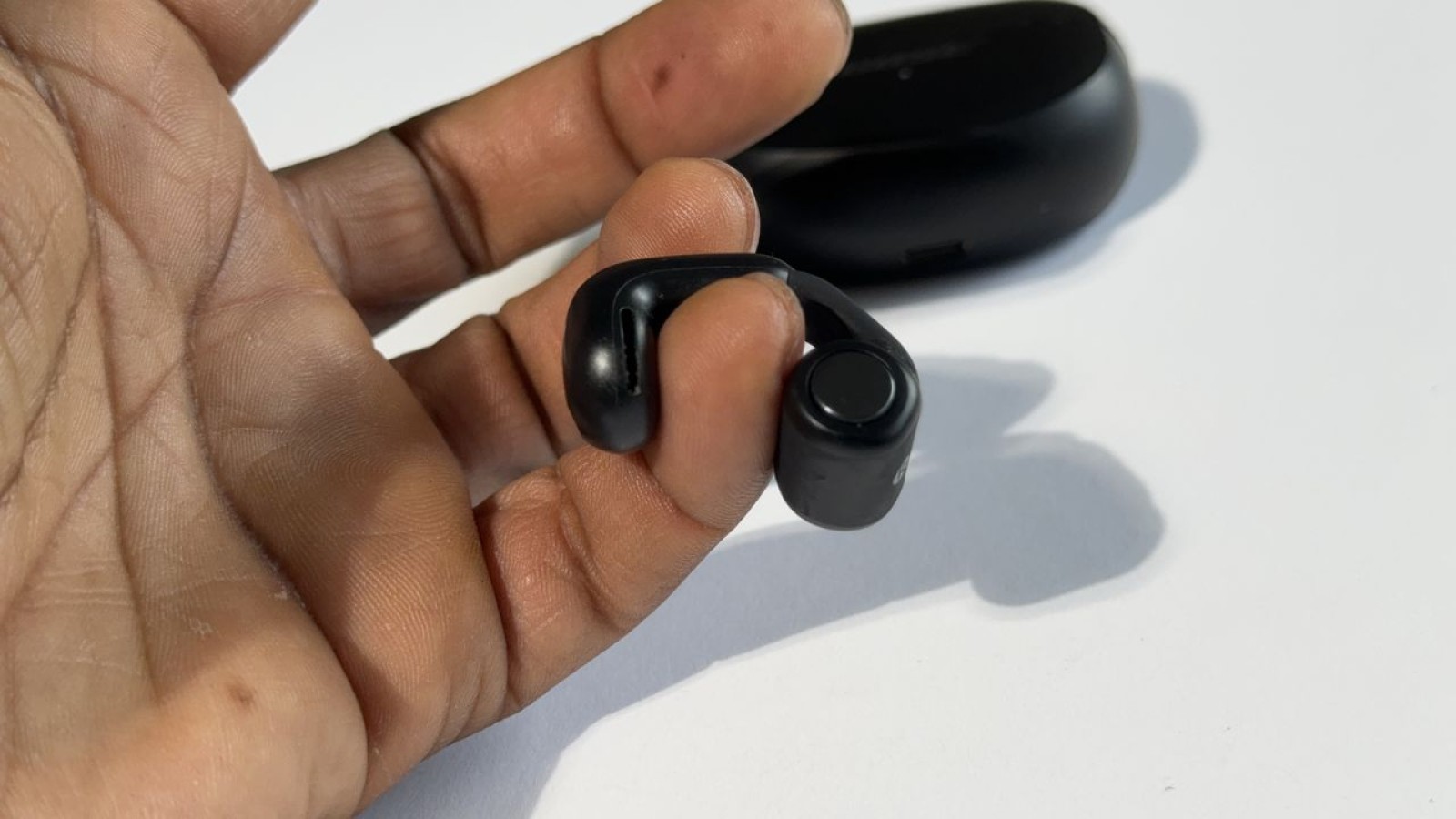 Samsung Galaxy Buds On: First Look at Open-Ear Earbuds