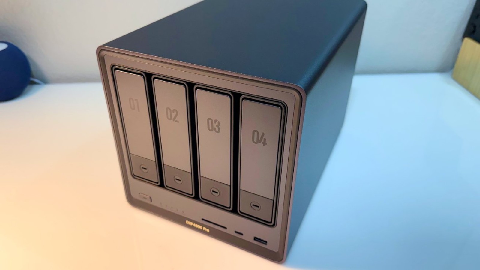 uGreen NASync DXP4800 Pro Review: Mid-Range NAS Sweet Spot