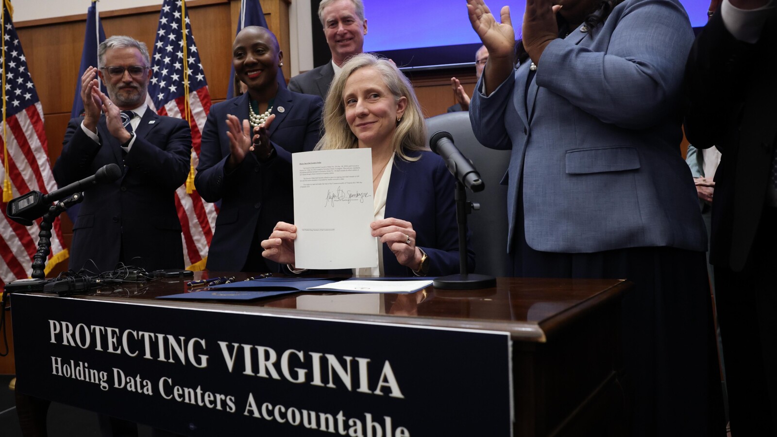 Virginia Orders AI Task Force and Data Centre Curbs - Virginia data centre
