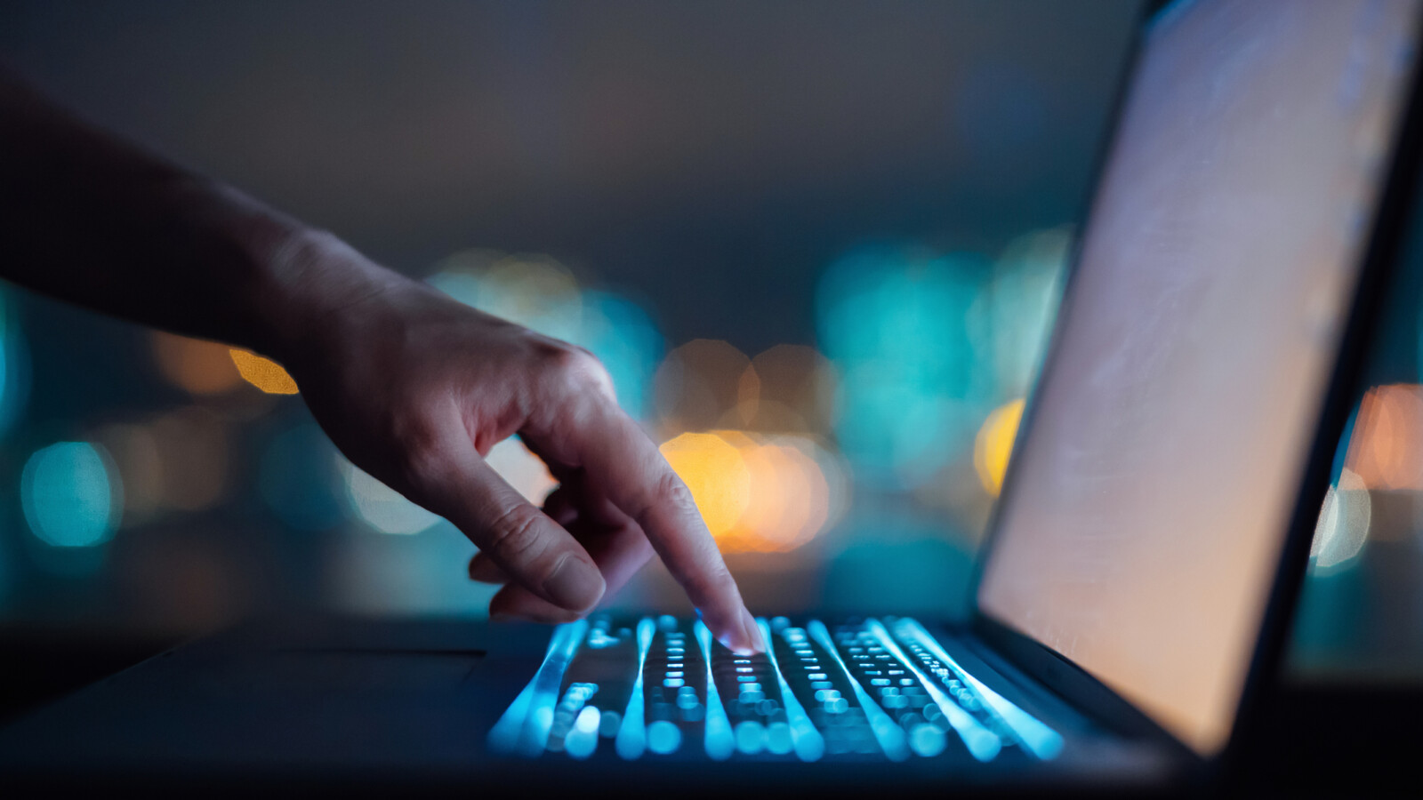 Cyberattacks Hit 9 in 10 as AI Fuels Scams, Study Finds