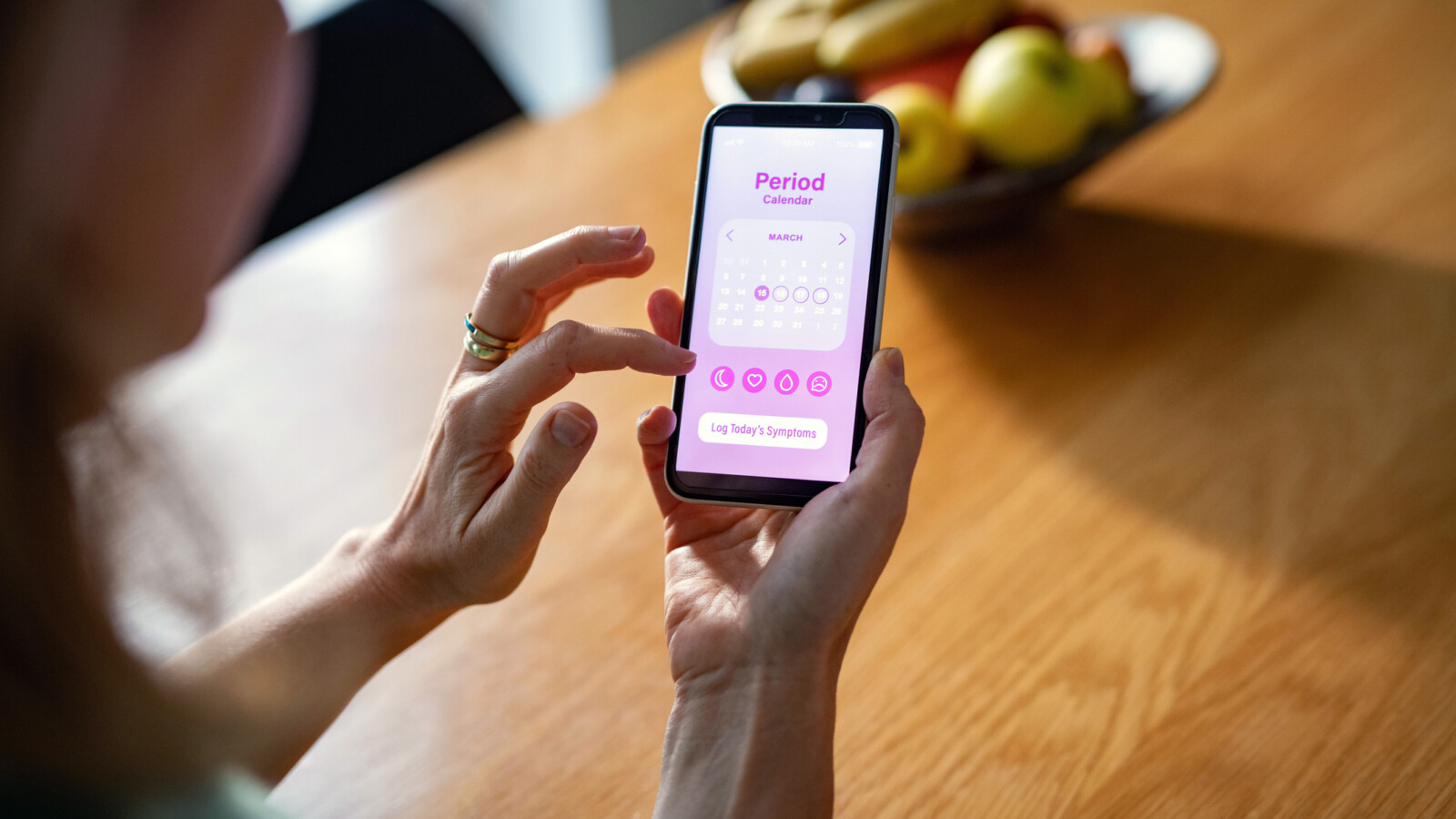 Cycle-Tracking Apps Pose Substantial Risks, Analysis Warns